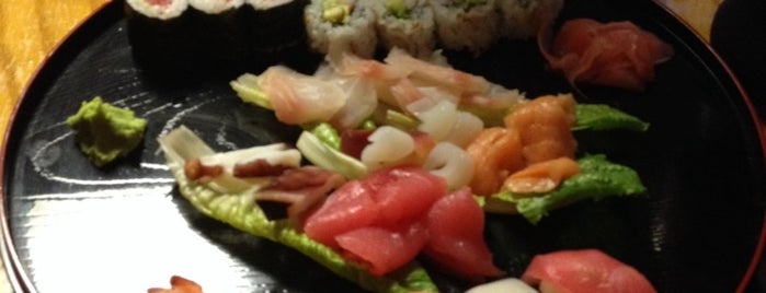 Kinja Sushi Express is one of Gespeicherte Orte von Layla.