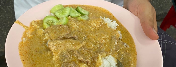 Jek Pui Curry is one of Bangkok.