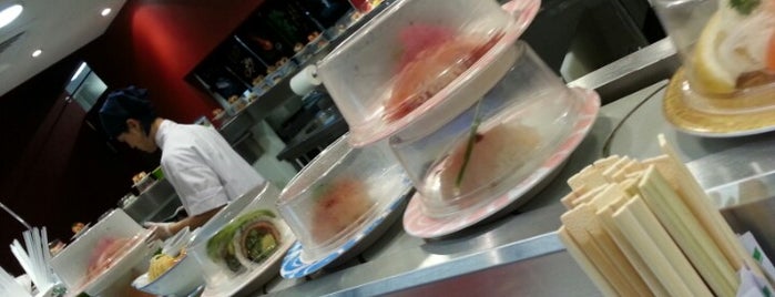 Sushi Roll is one of Posti salvati di Greg.