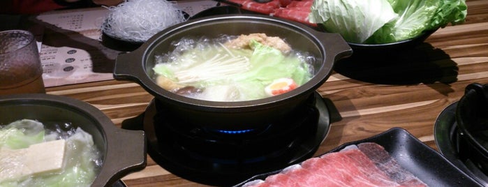 沐樺涮涮鍋 is one of 民生社區新東街美食.