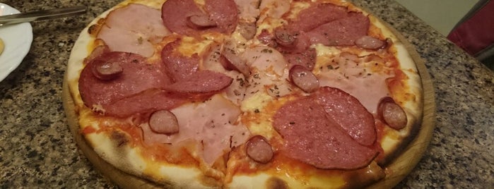 Pizza Italian is one of Де можна поїсти у Вінниці.