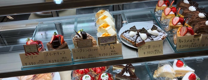 Sweets TAKEMURA is one of Tempat yang Disukai 高井.