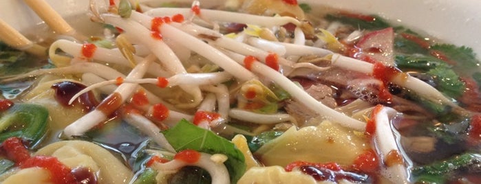Phở 79 is one of Lugares favoritos de Lance P.