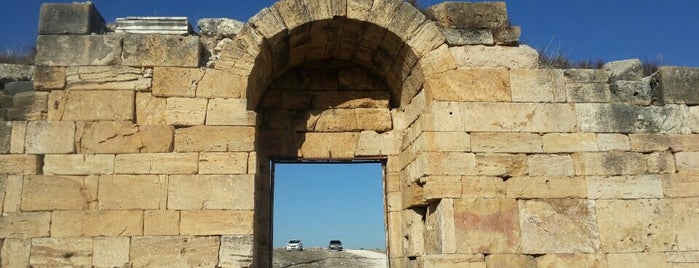 Blaundus Antik Kenti is one of Zenan'ın Kaydettiği Mekanlar.