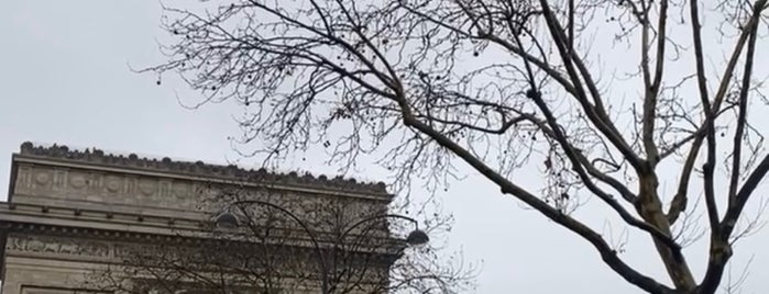 Avenue de la Grande Armée is one of Paris.