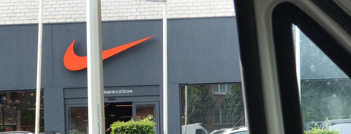 Nike Clearance Store is one of Orte, die bycode gefallen.