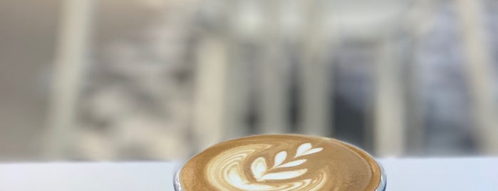 Alto Coffee is one of Huang : понравившиеся места.
