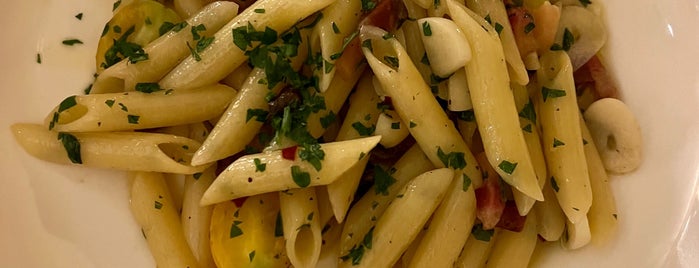Parma Ari is one of Posti che sono piaciuti a Foodtraveler_theworld.