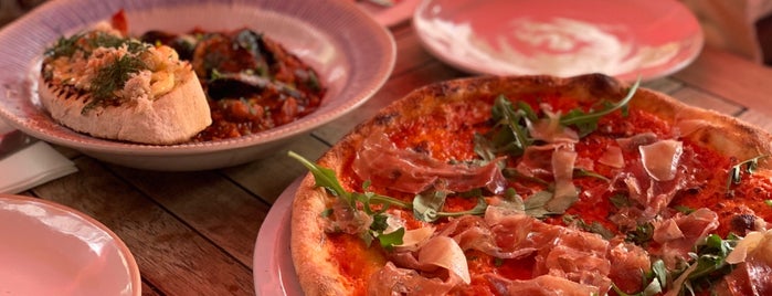 Jamie's Italian Restaurant is one of Lieux qui ont plu à Foodtraveler_theworld.