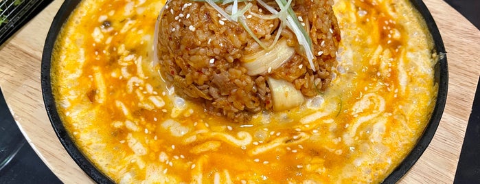 Hanbab is one of Posti che sono piaciuti a Foodtraveler_theworld.