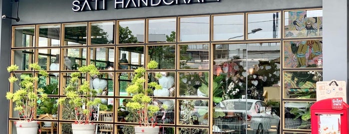 Sati Handcraft is one of Foodtraveler_theworld'un Beğendiği Mekanlar.
