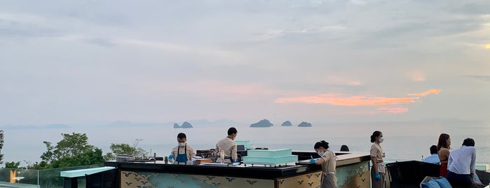 Air Bar · InterContinental Samui Baan Taling Ngam Resort is one of Posti che sono piaciuti a Foodtraveler_theworld.