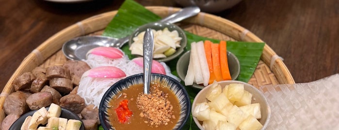 Ăn Cơm Ăn Cá is one of Foodtraveler_theworldさんのお気に入りスポット.