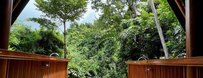 The Secret Garden Spa at Four Seasons Resort Koh Samui is one of Orte, die Huang gefallen.