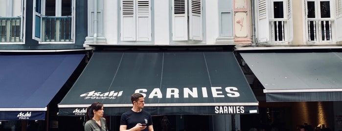 Sarnies is one of Lugares favoritos de Foodtraveler_theworld.