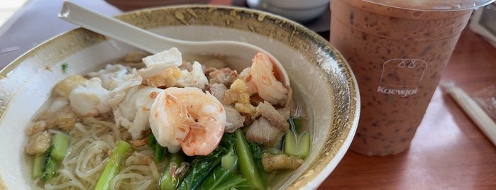 แก้วใจ Food & Bakery is one of Top picks for Thai Restaurants.