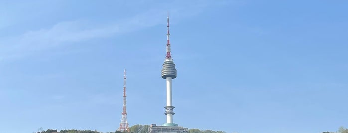 구두수선 NAMSAN STATE TOWER앞 is one of Korea to do.