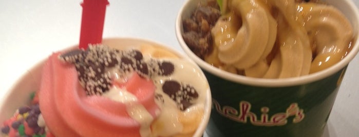 Menchie's is one of Miriamさんのお気に入りスポット.