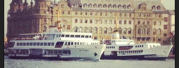 İDOBUS Kadıkoy - Bursa is one of Ferries.