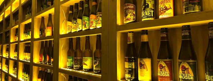 Belgian Beers Bar is one of casa.