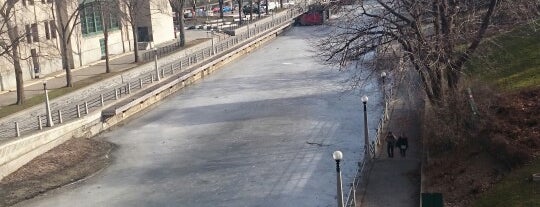Rideau Canal Skateway is one of Travelling.