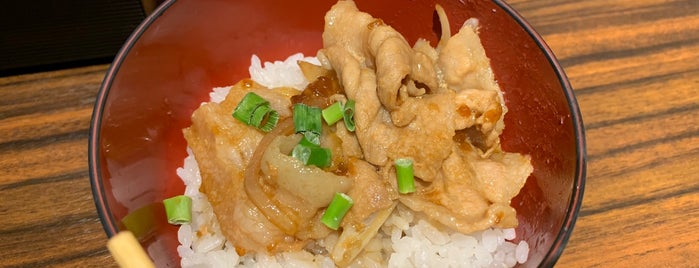 魁 肉盛りつけ麺 六代目けいすけ 湯島店 is one of Ueno_sanpo2.