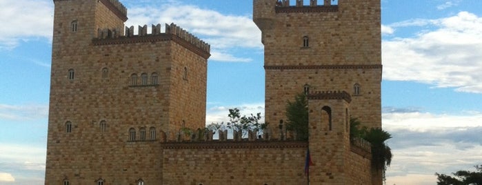 Castillo De Lamas is one of สถานที่ที่บันทึกไว้ของ Ben.