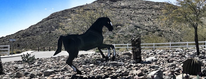 Cliff Shadows Equestrian Park is one of MV.