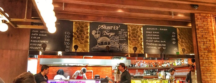 Nusr-Et Burger is one of Tempat yang Disimpan MC.