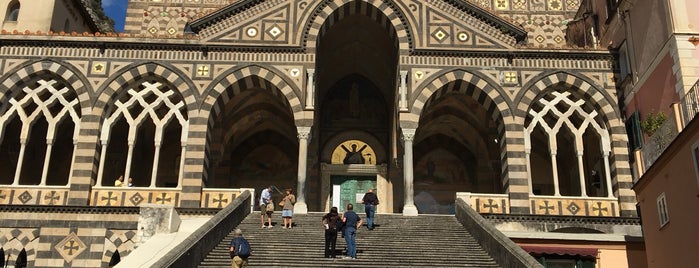 Piazza Duomo is one of สถานที่ที่บันทึกไว้ของ MC.