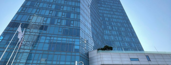 Orakai Songdo Park Hotel is one of Fernando : понравившиеся места.