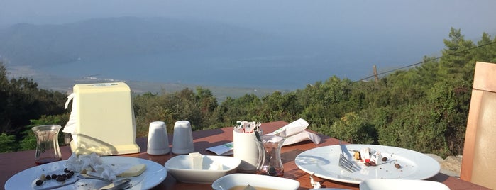 Sakartepe Restaurant is one of akyaka.