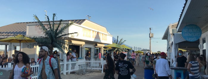 Seaside Park Boardwalk is one of R Bさんのお気に入りスポット.