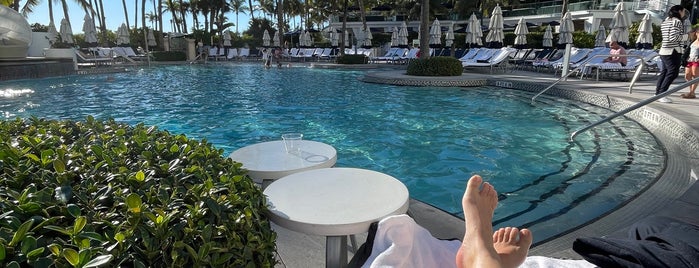 Loews Miami Beach Pool is one of Miami ☀️🌊🚤.