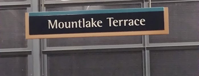 Mountlake Terrace Transit Center - Bay 06 is one of Regular routes.