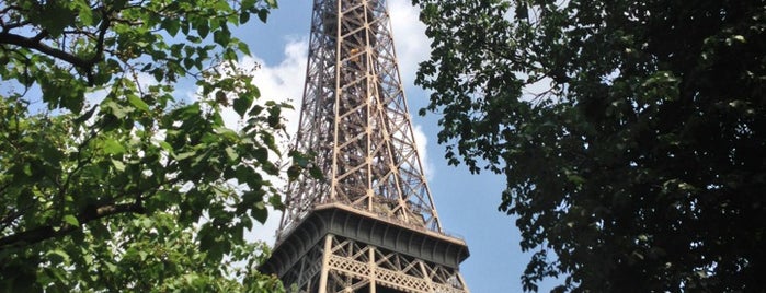 에펠탑 is one of Paris.