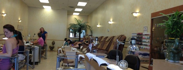 Valley Nails is one of LA.