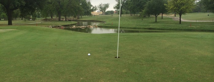 Brackenridge Park Golf Course is one of Donさんのお気に入りスポット.