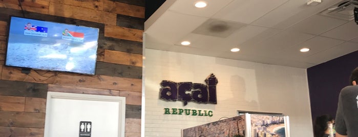 Acai Republic is one of Place I LOVE in OC.