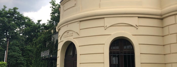 Rotunda Spiegelsaal is one of #kavomilci.