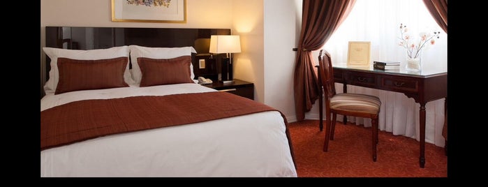 Hotel Orly is one of lugares para conhecer - Santiago-Chile.