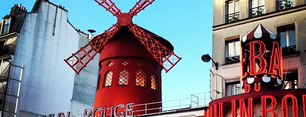 Moulin Rouge is one of lugares en Paris.