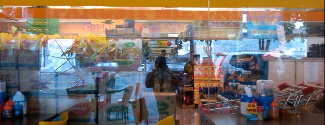 Casa Supermarket is one of Supermarket di Surabaya.