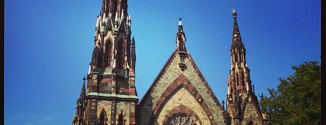 Mt. Vernon Place United Methodist Church is one of Orte, die Jonathan gefallen.