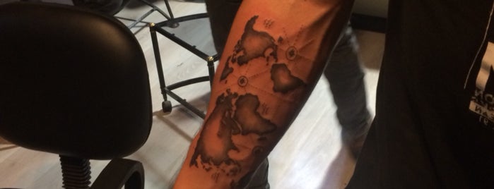Oz Art Tattoo is one of Lugares favoritos de Mahir.