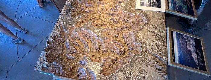 Grand Canyon South Rim is one of 2023 Cali Roadtrip.