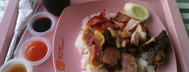 Nasi Campur Putri Kenanga - Food Lover GI is one of Juand : понравившиеся места.