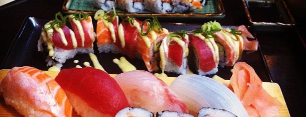 UMI Sushi & Grill is one of Simona’s Liked Places.
