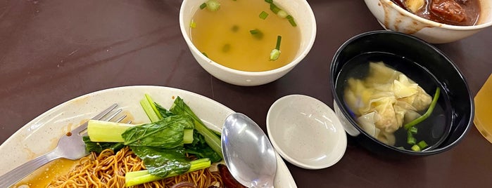 新街场路全蛋面 (Sg.Besi Wan Tan Mee) is one of Food to try.