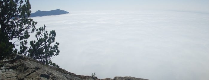 Lone Cone is one of West Van Island.